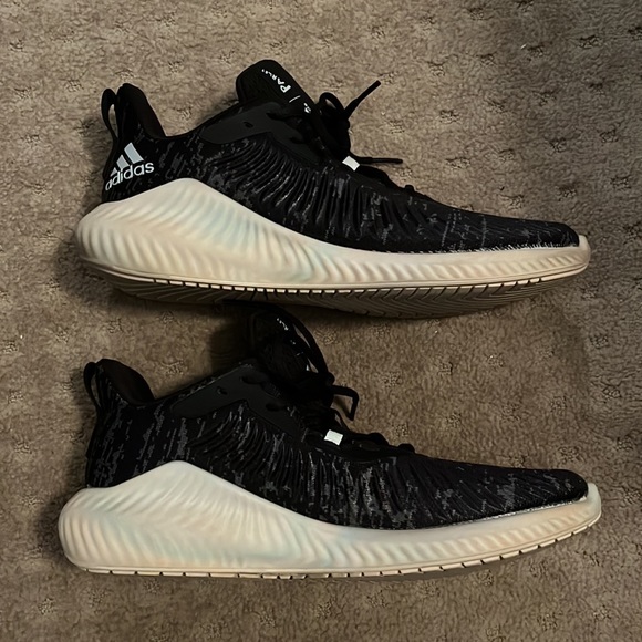 Adidas Alphabounce Run Parley Shoes - Picture 6 of 8